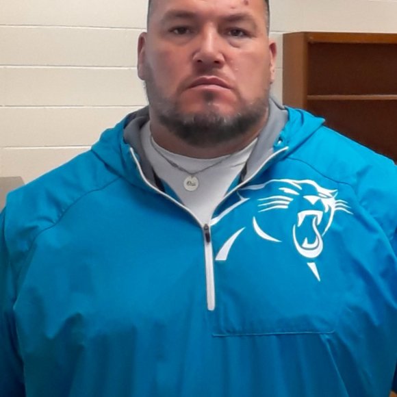 Meet your Posher, Floyd - Picture 6 of 9